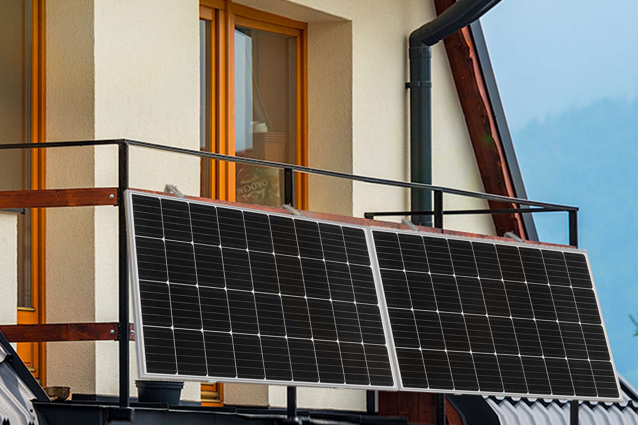 What is a balcony solar system?